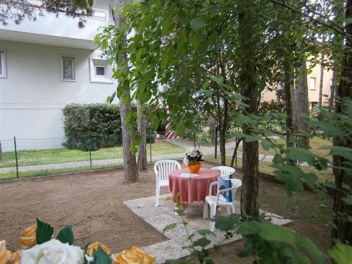Elia Appartement Bibione Buitenkant foto