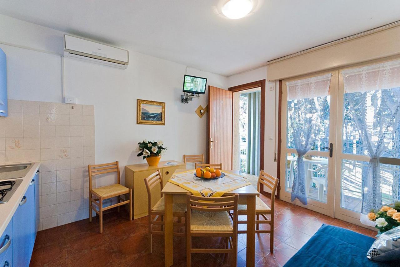 Elia Appartement Bibione Buitenkant foto